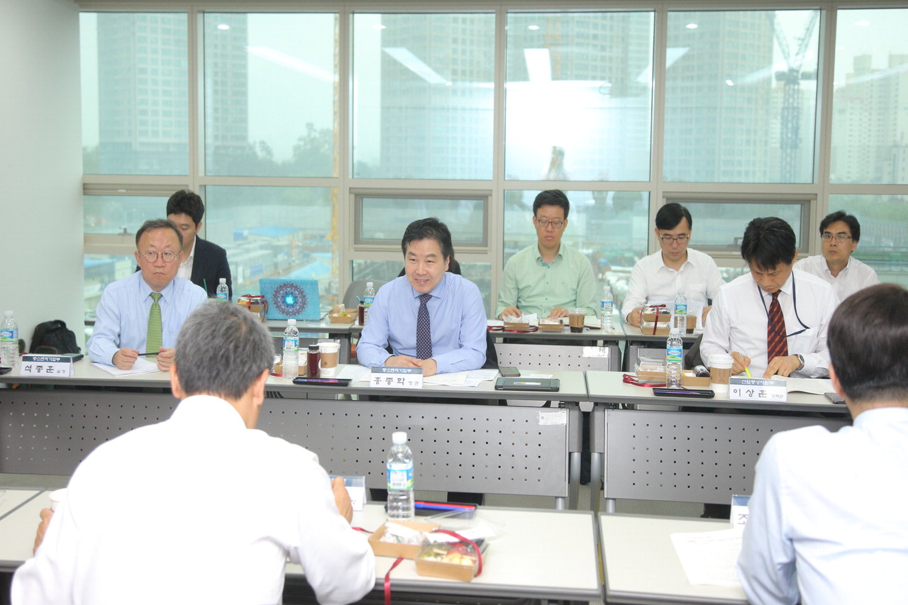 중소벤처기업부(장관 홍종학)는 16일(수) 서울창조경제혁신센터 회의실에서 '중소기업 기술탈취 근절' TF 회의'를 개최했다.