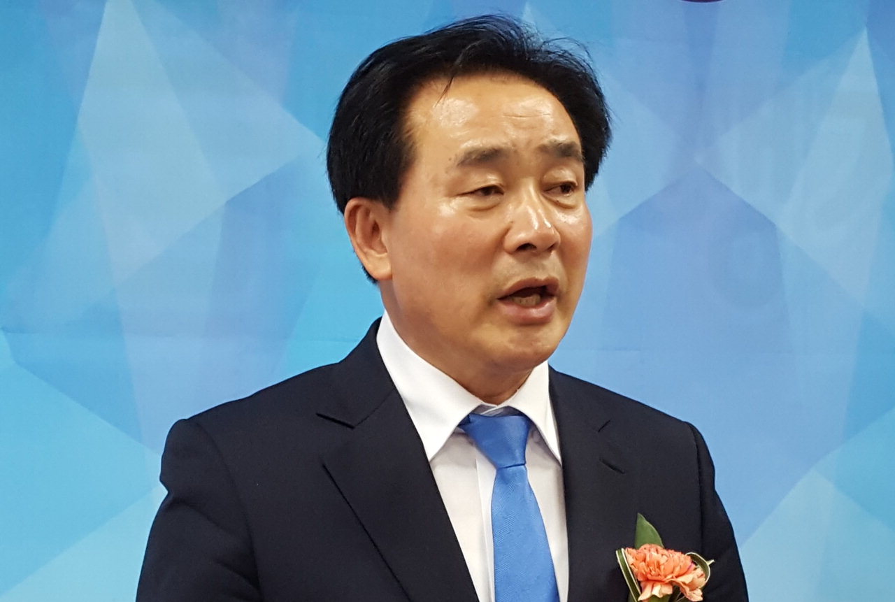 송기섭 민주당 진천군수 후보가 9일 복지공약을 발표했다. / 한기현