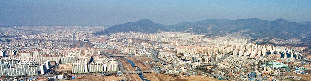 청주시 동남지구 방향 전경 / 김용수