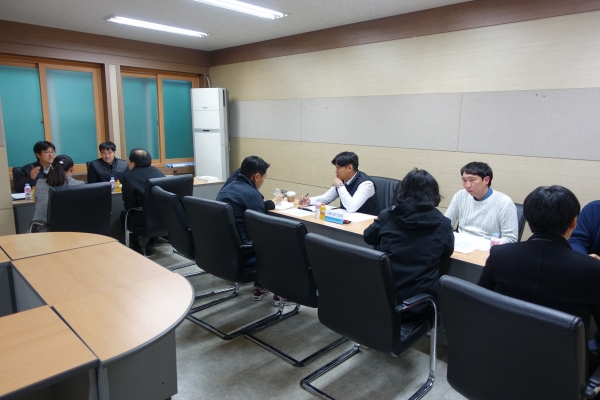 청주상공회의소 충북지식재산센터는 21일 청주상의 3층 회의실에서 '글로벌 IP스타기업 상담회'를 개최했다. /청주상공회의소 제공