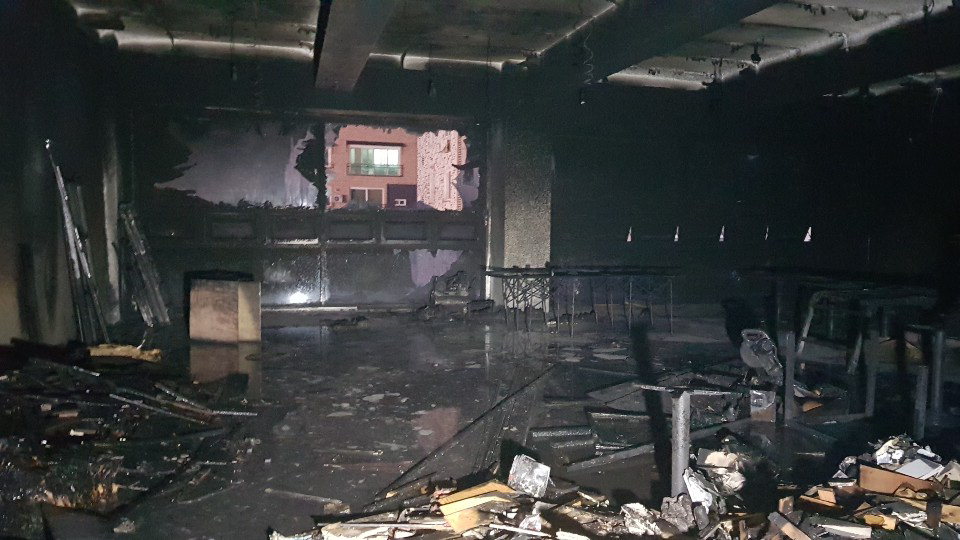 지난 2일 오후 11시 30분께 청주시 청원구 율량동의 한 음식점 공사현장에서 화재가 발생해 20여분 만에 진화됐다. /청주동부소방서