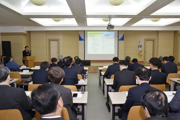 한국은행 충북본부는 5일 '제2차 지역 경제발전 세미나'를 개최했다. /한국은행 충북본부 제공