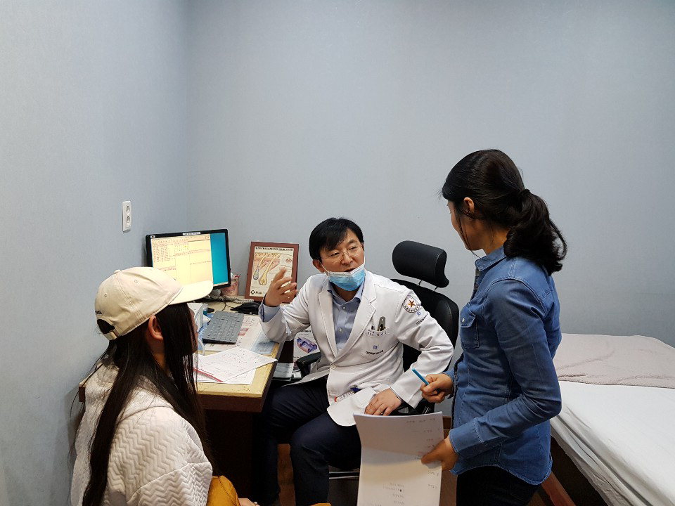 대전시는 최근 중국 단체 의료관광객 11명이 대전을 방문해 의료관광을 체험하는 마켓팅을 실시했다. / 대전시