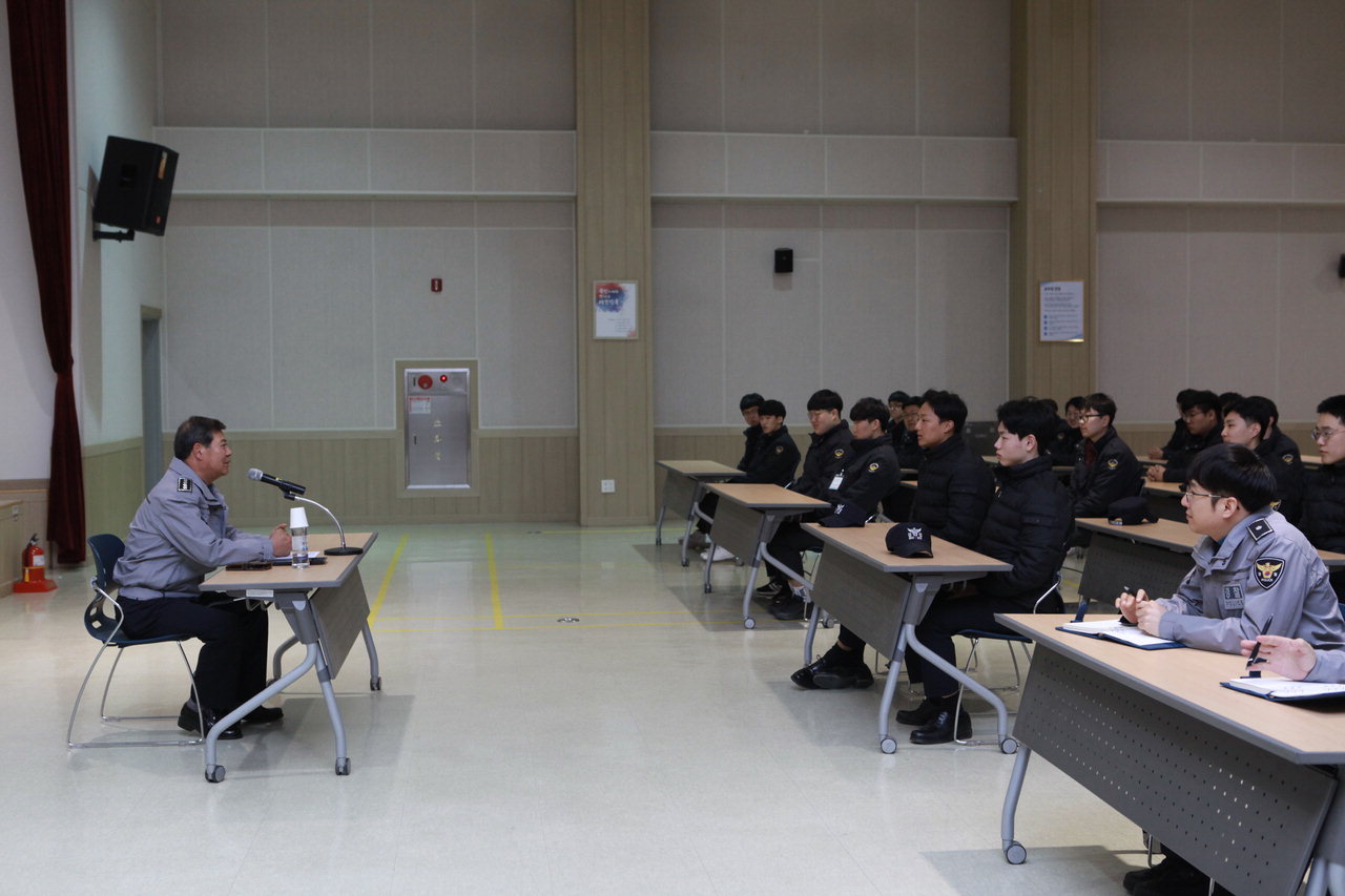 청주상당경찰서는 28일 지휘요원에 의한 인권침해 및 의무경찰 의무 위반행위 예방을 위한 교육을 실시했다. /청주상당경찰서