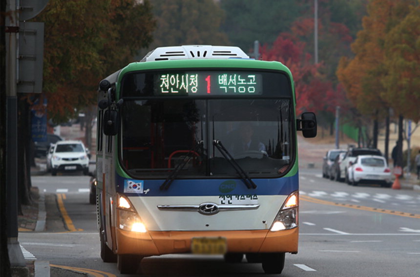 천안지역 시내버스 운행 모습. 중부매일 DB