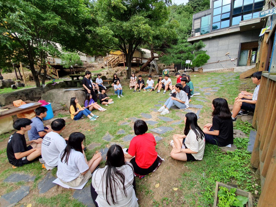 코바 충북지부가 제천에서 '존중! 배려! 힐링화합캠프'를 열어 참여 학생들과 교사들에게 힐링의 시간을 선사했다.