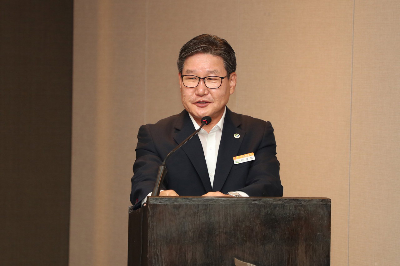 박세복 군수가 지난 6월 한국수력원자력(주)과 양수발전소 건설 협약을 맺고 인사말을 하고 있다.