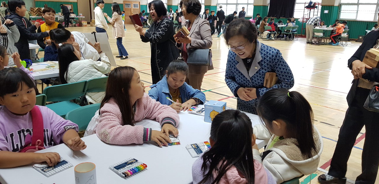진천교육지원청은 지난 1일 창의융합 발명 영재 페스티벌을 개최했다.