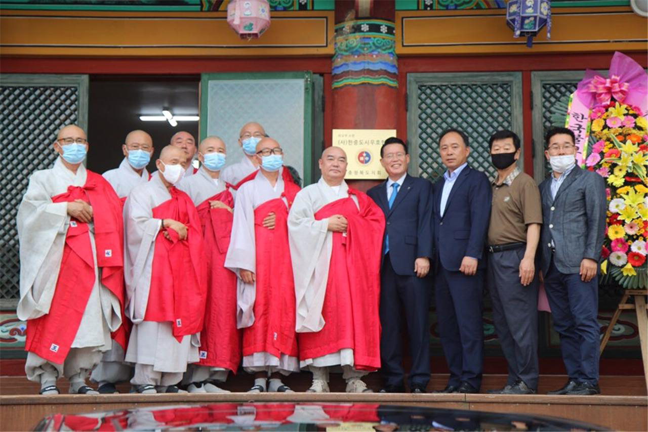 한국불교태고종 충북교구는 지난 14일 한중도시우호협회와 LBN방송간 양해각서를 체결했다.