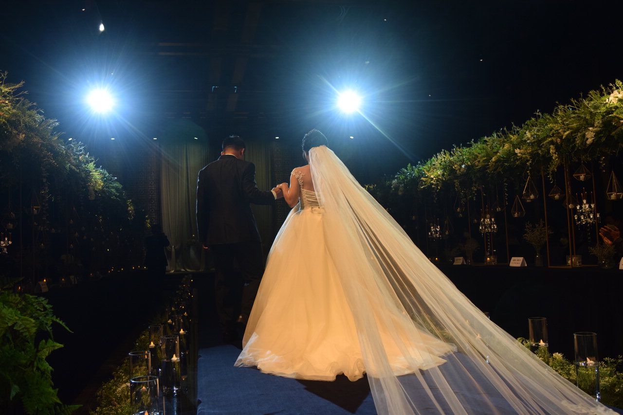 한국법무보호복지공단 충북지부가 주최하는 '아름다운 동행' 결혼식이 19일 열렸다. 32해째를 맞는 올해에는 4쌍의 부부가 웨딩마치를 올렸다. /한국법무보호복지공단 제공