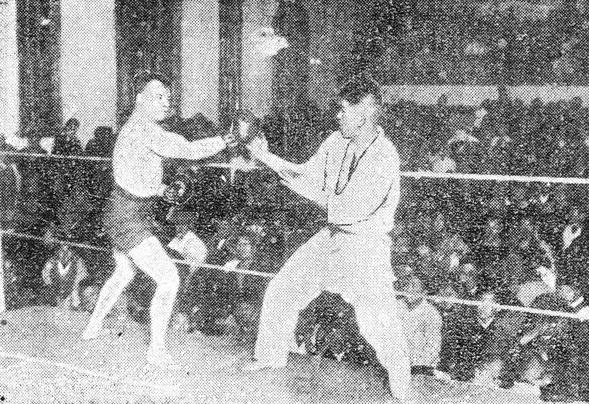 1928년 평양YMCA주최의 유도와 권투의 경기장면