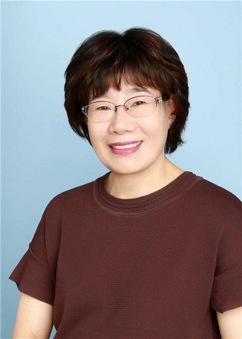 김윤희 수필가·충북수필문학회장
