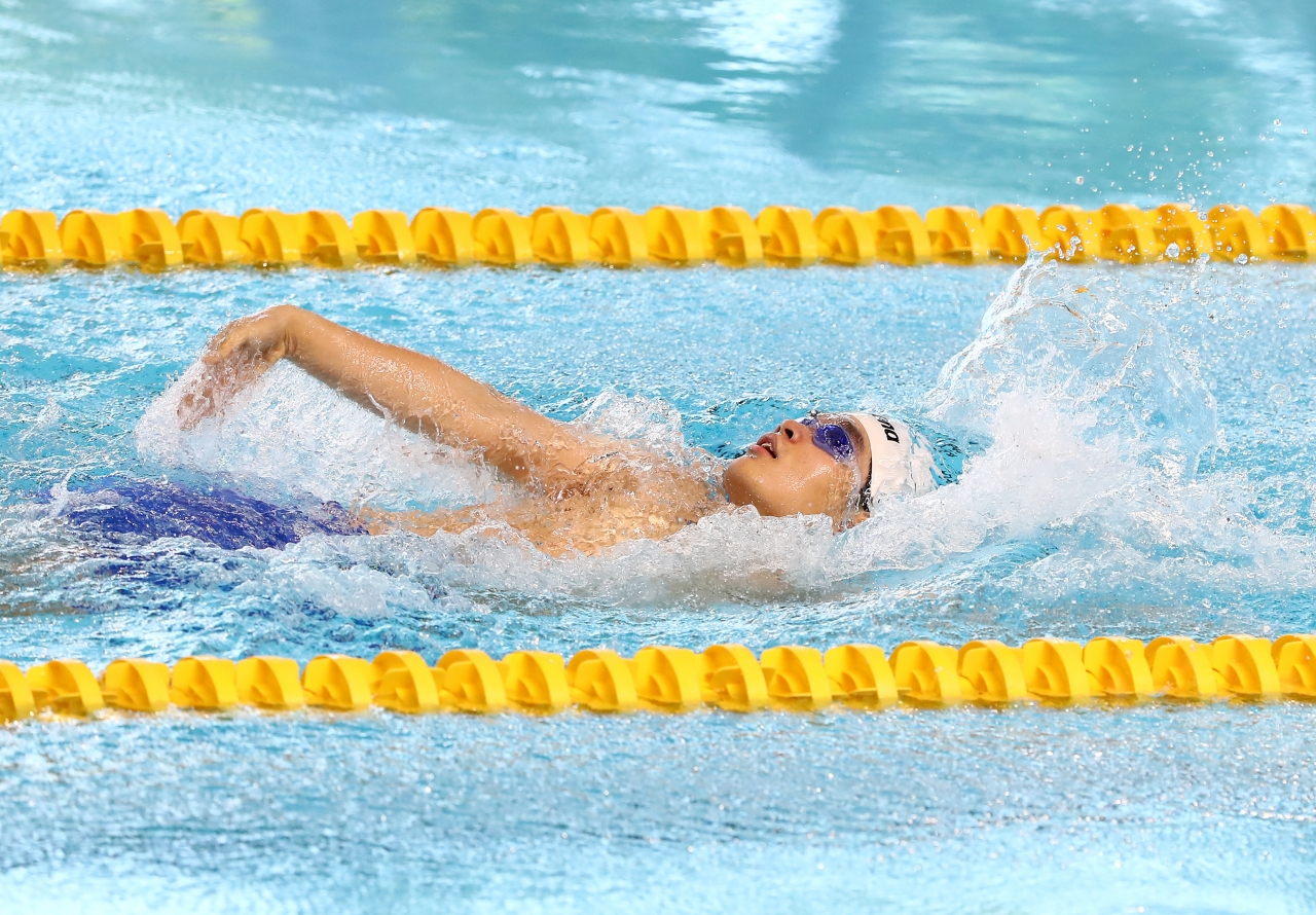 최성민 선수가 제16회 전국장애학생체육대회에서 배영 100m, 평영 50m, 평영 100m에서 3관왕을 차지했다. /충북도장애인체육회