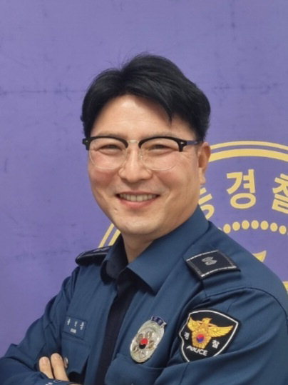 송석웅 영동경찰서 생활안전교통과장