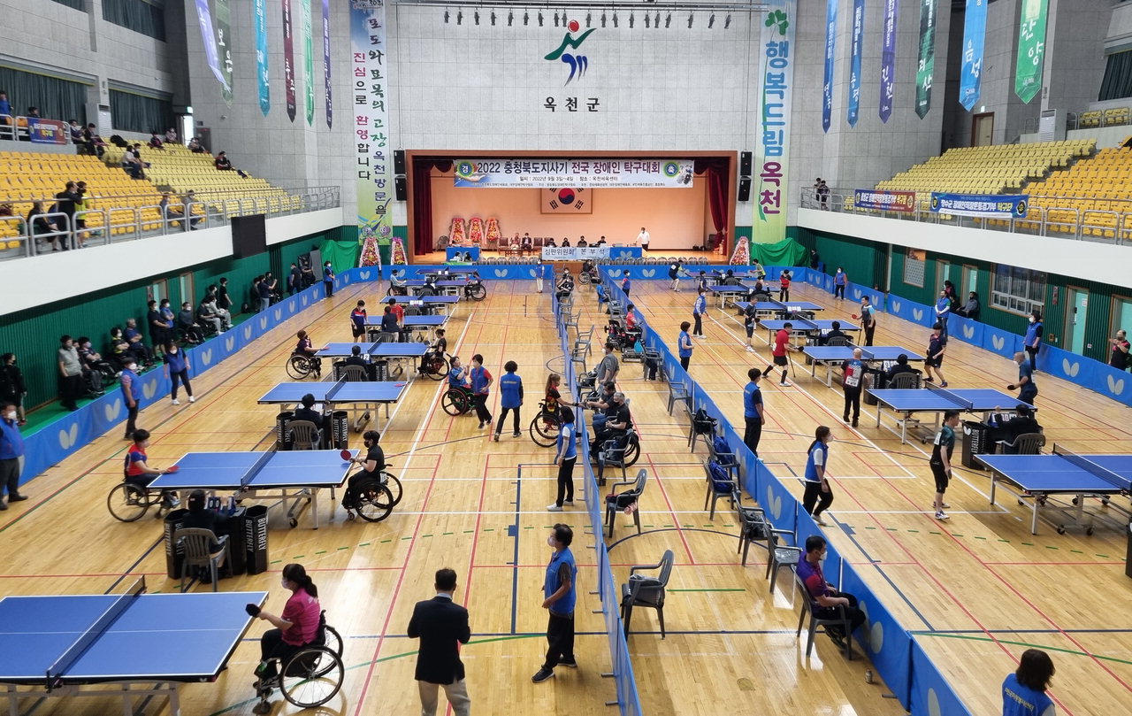 2022 충북도지사배 전국장애인탁구대회가 3~4일 옥천체육센터에서 개최됐다. /충북도장애인체육회