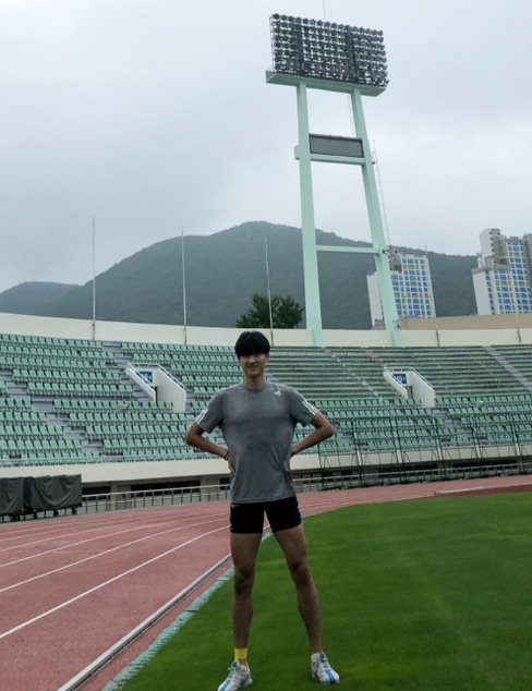 '제51회 KBS배 전국육상경기대회' 멀리뛰기에서 우승을 차지한 성진석 선수
