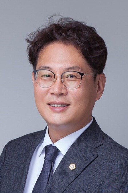 이정범 충북도의회 교육위원회 부위원장