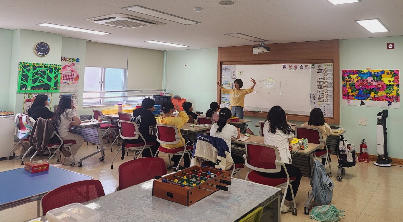 충북 국제교육원은 3월 4일부터 다문화교육지원센터에서 다문화 학생들의 학업중단 예방과 성공적인 공교육 진입 지원을 위한 '2024년 입국 초기 한국어 위탁교육'을 운영한다.