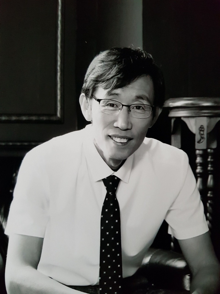 ▲ 2025년도 제5회 충북시인상을 수상한 한상우 시인. / 충북시인협회