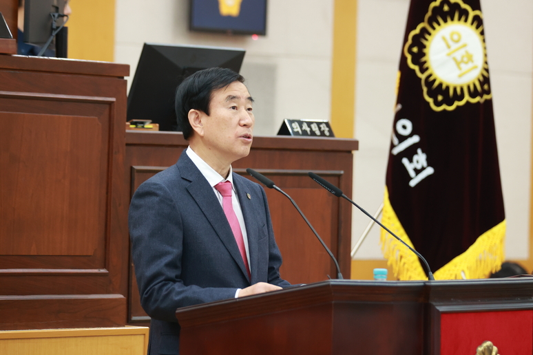 ▲ 조길형 시장이 시정연설을 하고 있다. / 충주시