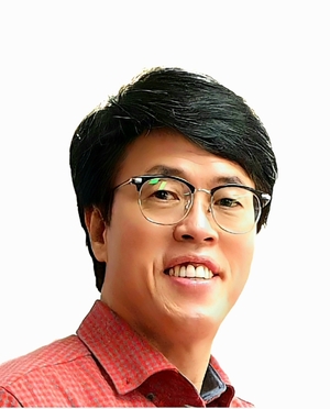 [감초교장의 희망얼굴 인향만리] 8. 김상석 우리한글박물관장