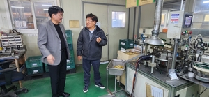 충북중기청, 충북우수중소기업협의회와 소통 강화 - 뉴스 썸네일 이미지