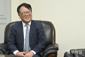 역대급 경쟁에 발걸음 빨라진 청주시장 예비후보들 - 뉴스 썸네일 이미지