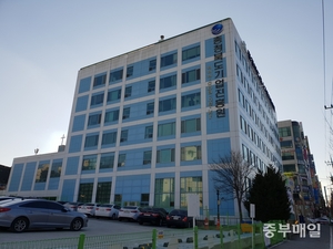 충북기업진흥원, 전직 대기업 CEO 경영자문 중소기업 모집 - 뉴스 썸네일 이미지