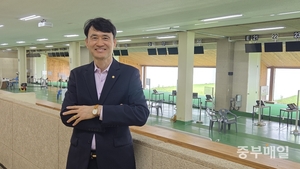 [인터뷰] 신호태 충북사격연맹 회장 "홍범도장군배 전국사격대회 준비 ... - 뉴스 썸네일 이미지