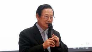 구천서 의장 "개헌하려면 집권자부터 기득권 내려놔야" - 뉴스 썸네일 이미지
